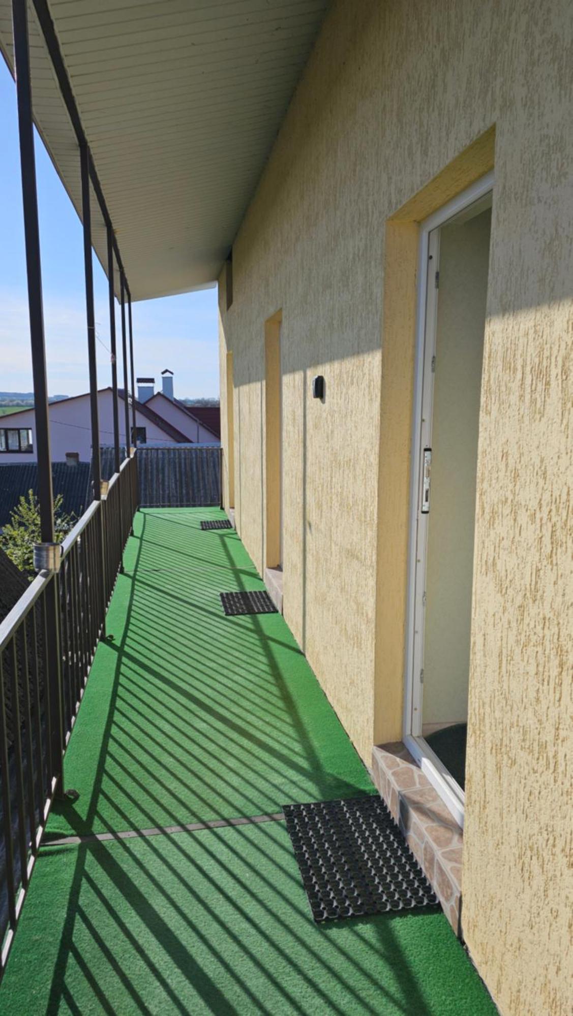 Hotel Domashniy Kamianets-Podilskyi Exterior foto